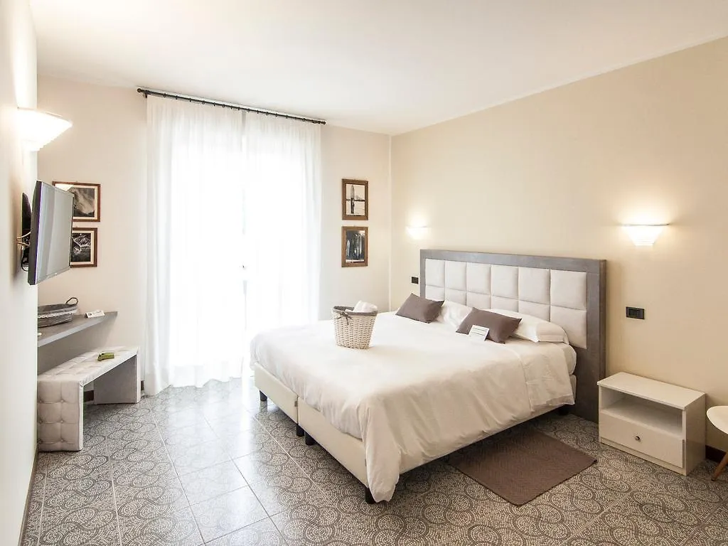 Hotel Le Vigne Di Corvino Casteggio