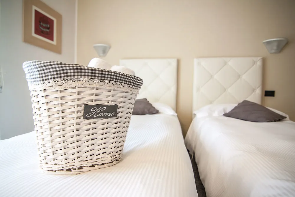 ***  Hotel Le Vigne Di Corvino Casteggio Italië